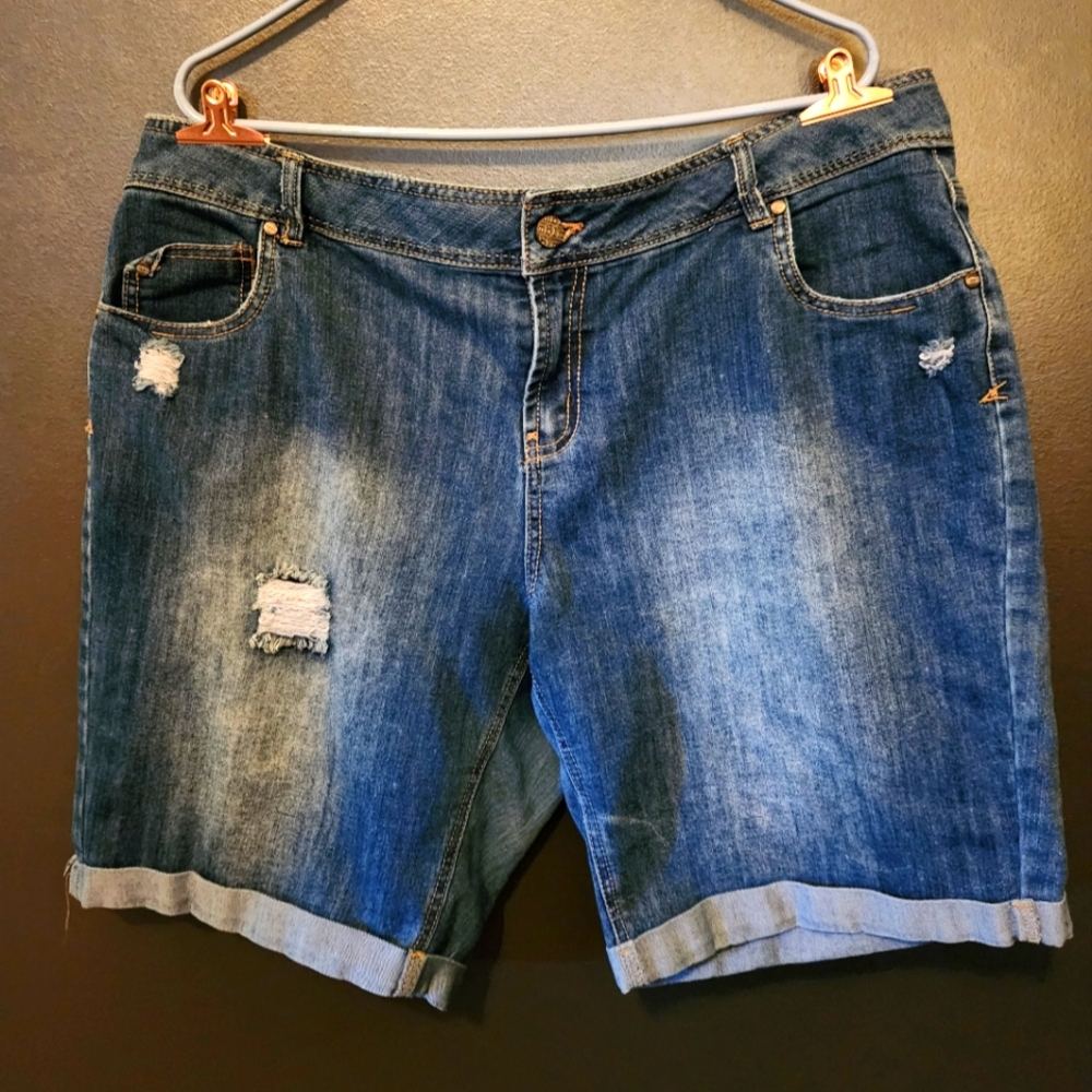 3X MBLM Jean shorts